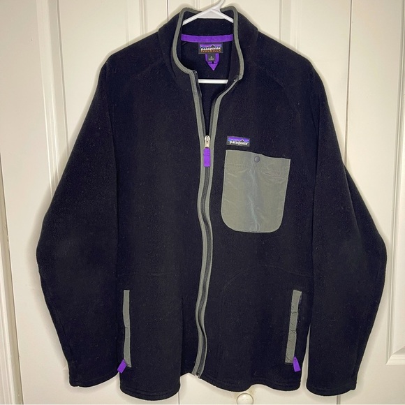Patagonia Synchilla Jacket Size Large Black Fleece Full Zip Snap Pocket Purple - Picture 1 of 7
